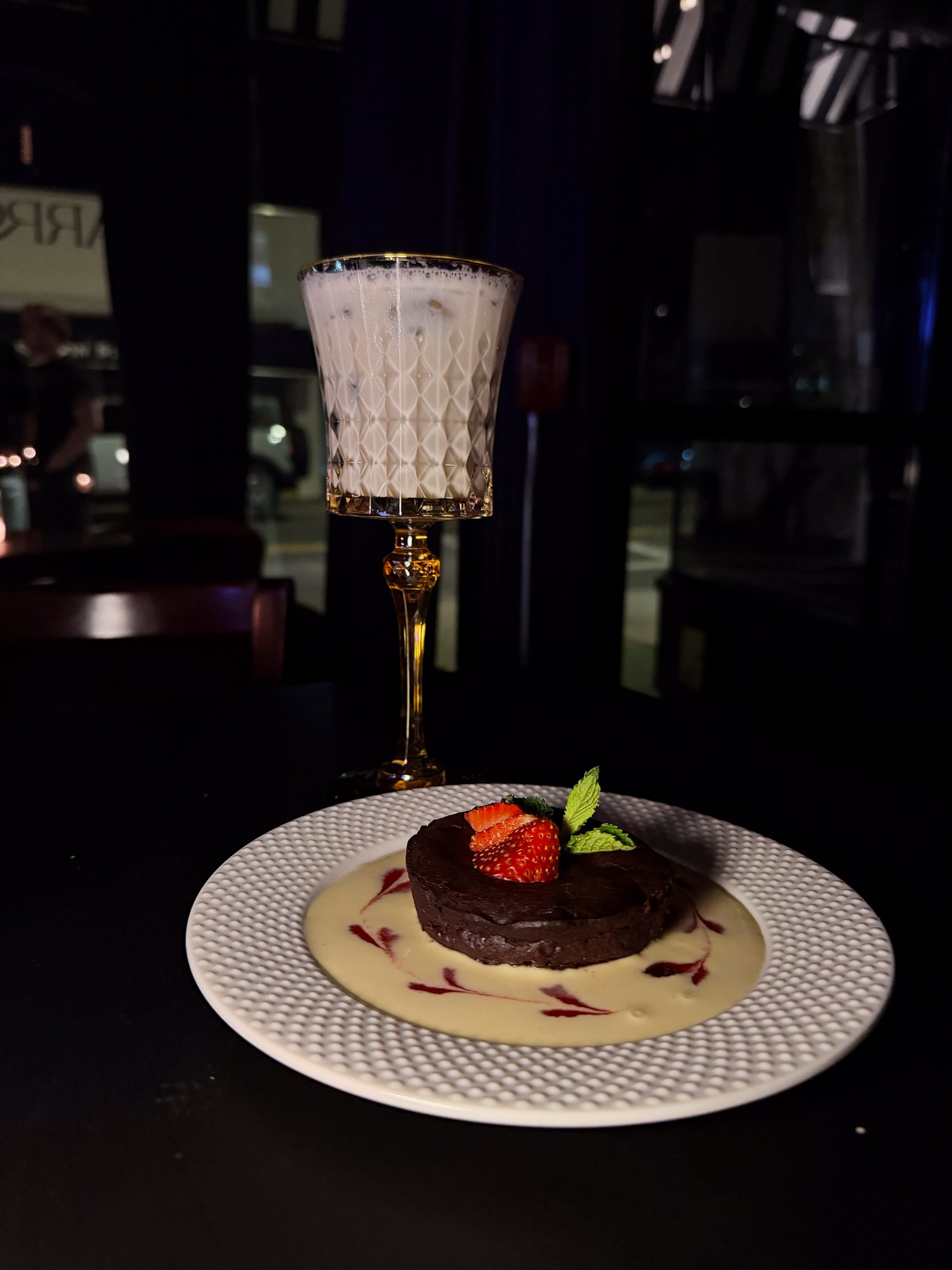 Cocktails at BARROOM in Westchester NY